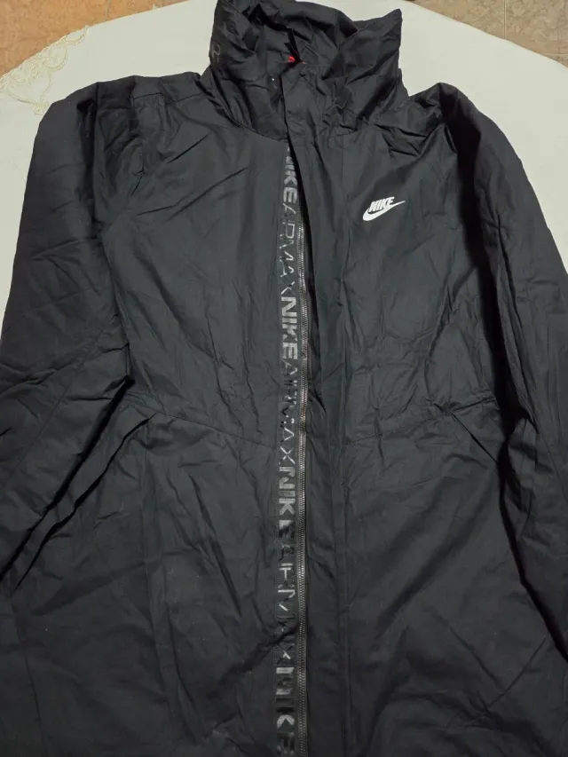 Cazadora Nike Negra Talla L