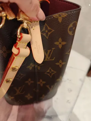 Borsa secchiello con tracolla