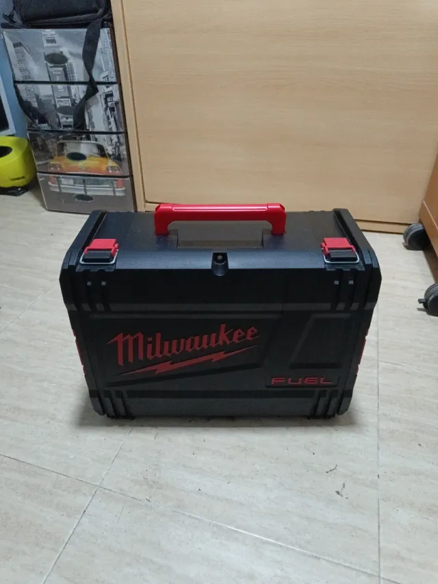 Maleta Milwaukee FUEL XL