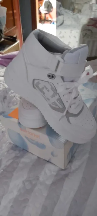 Deportivas blancas originales