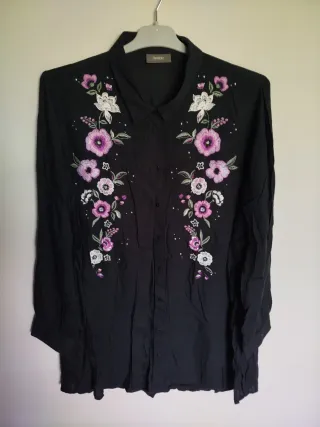 Camisa negra bordada mujer talla 50