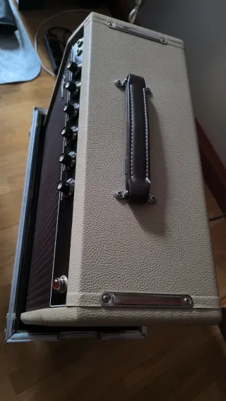 Amplificador RUANO válvulas hecho a mano