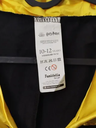 Capa y Corbata Hufflepuff