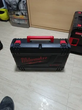 Maleta Milwaukee FUEL HD 2 unidades