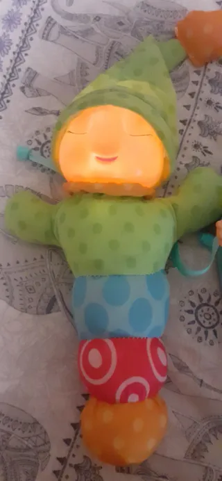 Muñeco Nenuco con chupete y Gusiluz