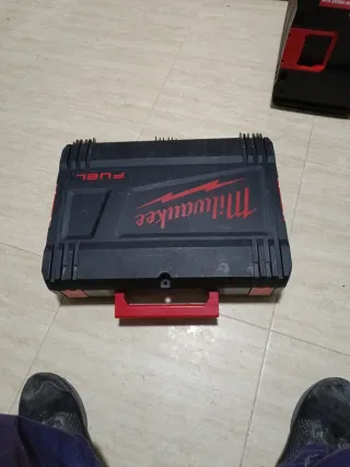 Maleta Milwaukee FUEL