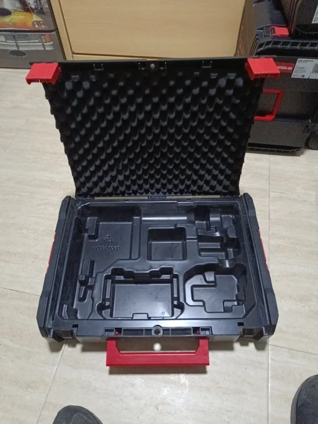 Maleta Milwaukee FUEL