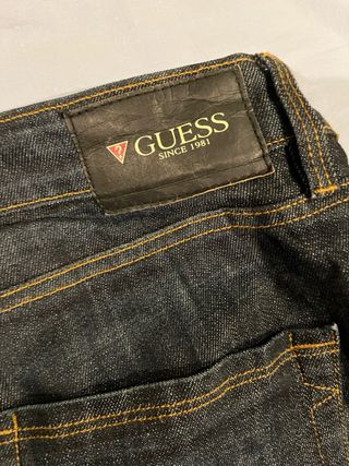 Pantalones vaqueros Guess azules