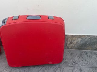 Juego de 2 maletas rojas