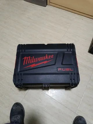 Maleta Milwaukee XL HD Fuel