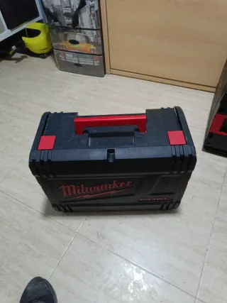 Maleta Milwaukee XL HD Fuel