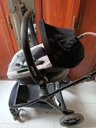 Maxi-Cosi Cochecito y Silla de Coche