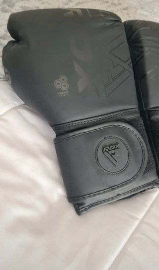 Luvas de Boxe RDX Pretas