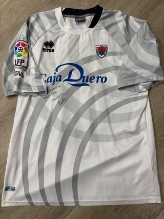 Camiseta de fútbol Numanxia firmada