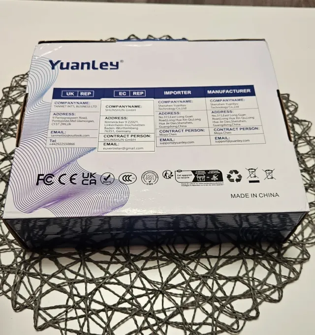 Yuanley 8-Port Gigabit PoE Switch