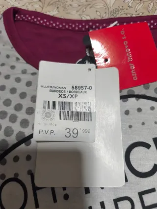 Pijama Disney XS burdeos Minnie Mouse