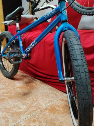 Bicicleta BMX Radio Azul