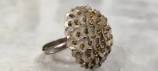 Anillo ajustable con abalorios