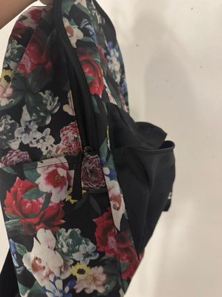 Mochila Nike Floral Negra Multicolor