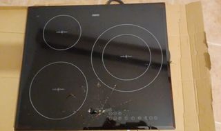 Placa Inducción Zanussi Cristal Roto
