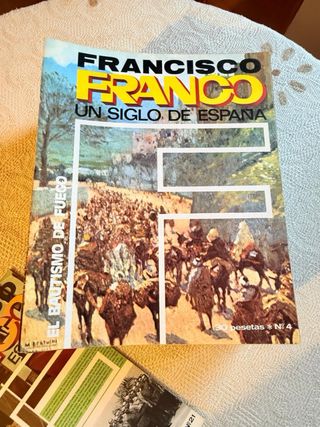 Colección de revistas Francisco Franco