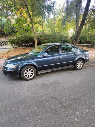 Volkswagen Passat 2004 130cv 2004