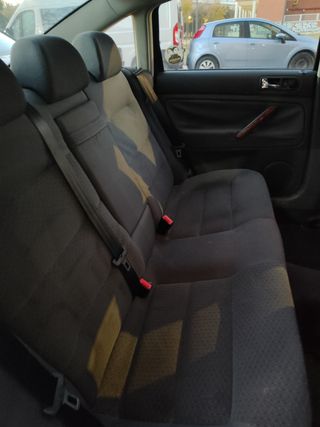 Volkswagen Passat 2004 130cv 2004