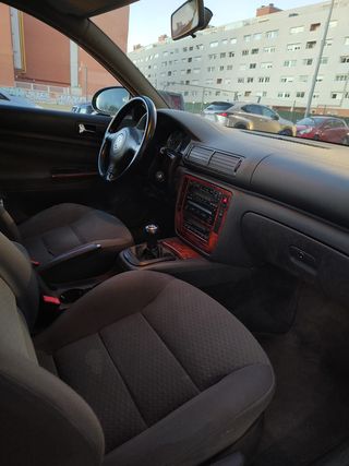 Volkswagen Passat 2004 130cv 2004