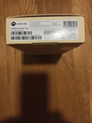 Motorola Moto G35 5G 128GB Caja