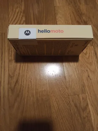 Motorola Moto G35 5G 128GB Caja