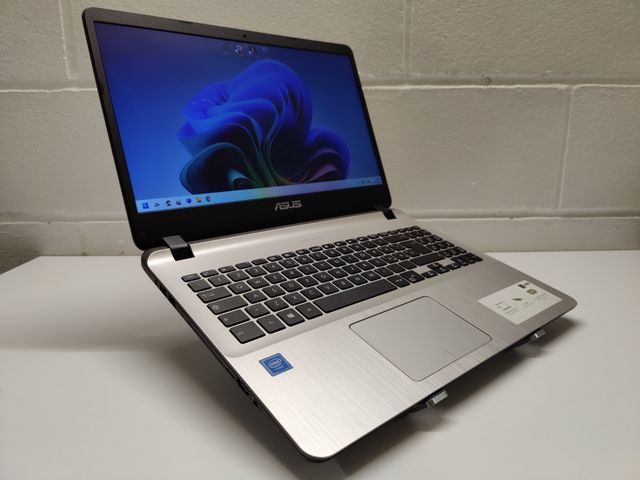 Notebook ASUS Intel SSD 512GB Ram 8GB Borsa Mouse