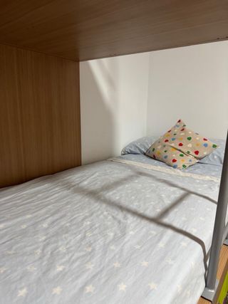 Litera de madera de camas de 90 con armario