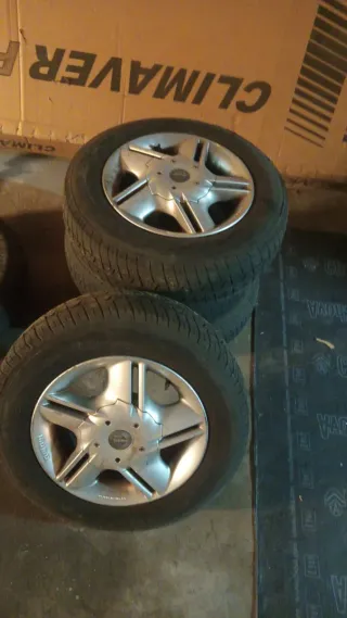 Llantas Momo 13 Clásicas (Juego de 4)