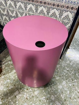 Mostrador rosa para estética