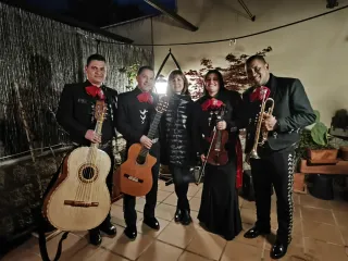 Mariachi renacer