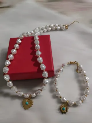 Conjunto Joyas Perlas y Colgante Sol