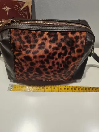 Bolso Tous estampado leopardo y piel