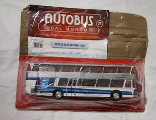 Autobus dal Mondo 27 Neoplan NH 22 Skyliner 1983