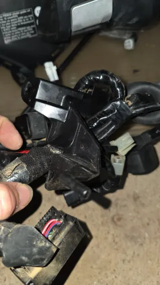 Despiece TMAX 560 Tech