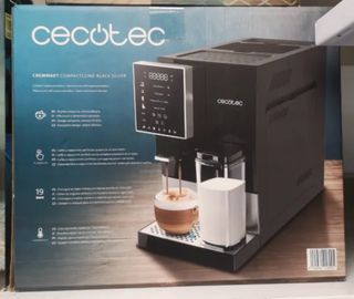Cafetera Cecotec Cremmaet Compactccino nueva