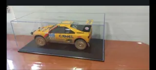 Urna-Vitrina expositora a escala 1:18