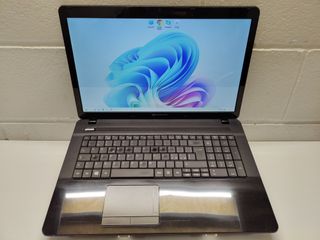 Packard Bell AMD SSD 240GB Ram 8GB 17.3 Pollici