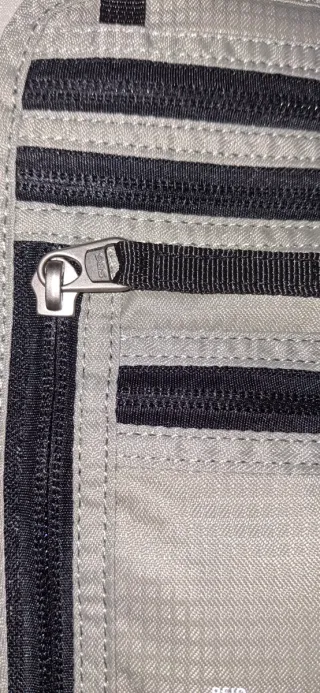 Bolso de cuello RFID