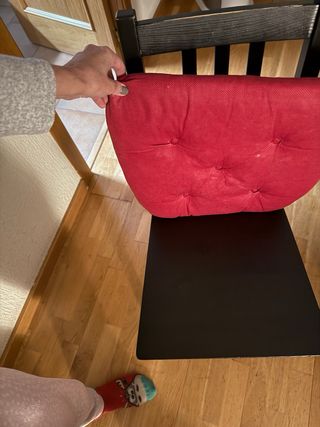 6 Sillas de Comedor Negras y Rojas