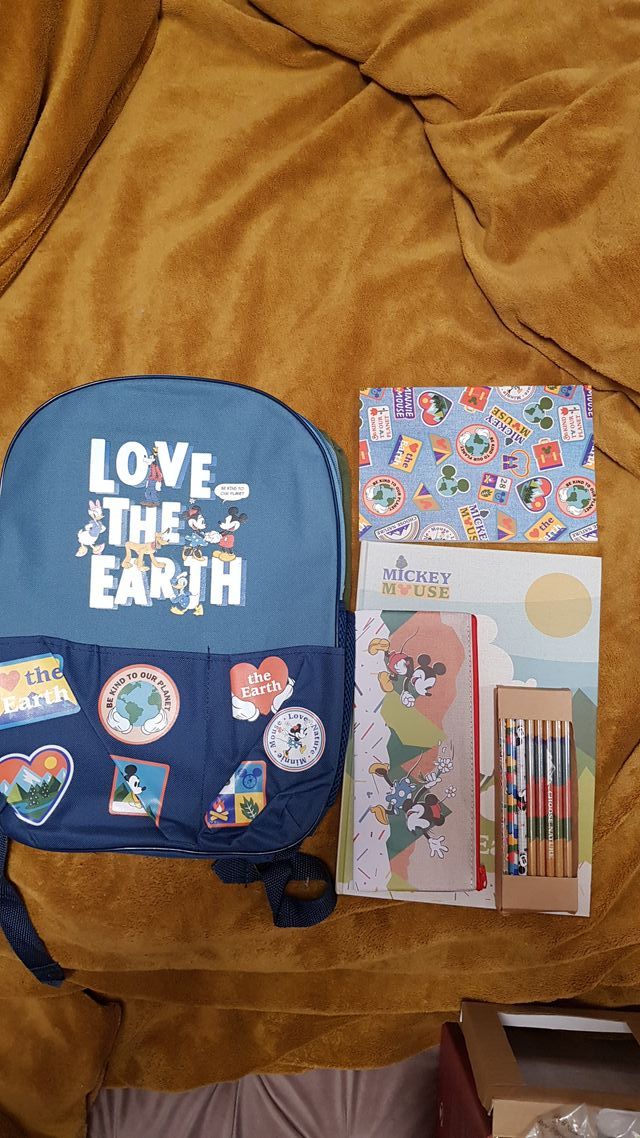 Pack escolar Disney Mickey Mouse Love the Earth