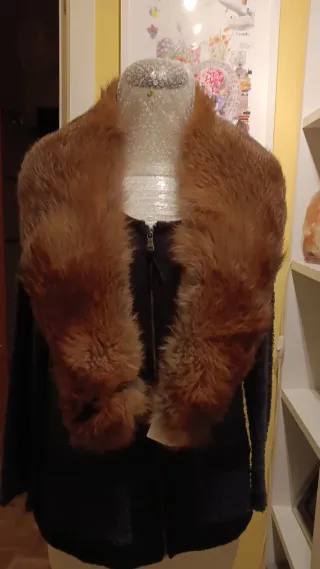 Cuello de piel natural marrón