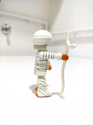 Chico momia Playmobil serie 1.