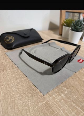 Gafas de sol Ray-Ban negras