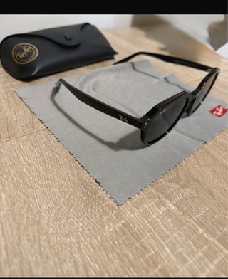 Gafas de sol Ray-Ban negras