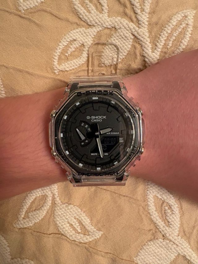 Reloj G-Shock Transparente.  sin caja!